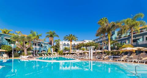 Lees alles over Hotel Adrián Hoteles Colón Guanahani  in de plaats Costa Adeje op Tenerife voor je vakantie in 2025