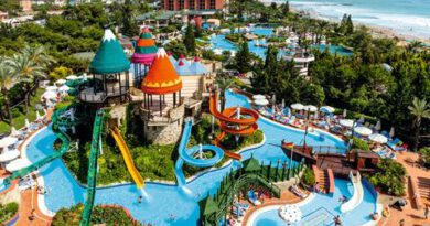 Lees alles over Hotel AQI Pegasos Royal in de plaats Alanya op Turkse Rivièra voor je vakantie in 2027