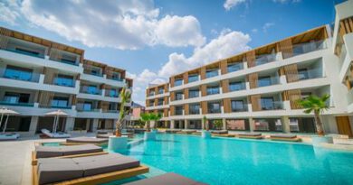 Lees alles over Hotel Akasha Beach Hotel & Spa in de plaats Chersonissos op Kreta voor je vakantie in 2027