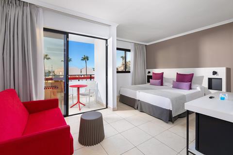 Lees alles over Hotel Alexandre La Siesta  in de plaats Playa de Las Americas op Tenerife voor je vakantie in 2025