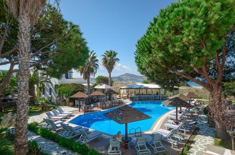 Lees alles over Hotel Alkyoni Beach  in de plaats Naxos stad op Naxos voor je vakantie in 2025