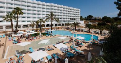 Lees alles over Hotel AluaSoul Mallorca Resort  in de plaats Cala d'Or op Mallorca voor je vakantie in 2025