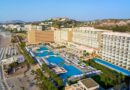 Lees alles over Hotel Amada Colossos By Louis Hotels in de plaats Faliraki op Rhodos voor je vakantie in 2027
