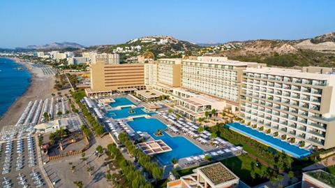 Lees alles over Hotel Amada Colossos By Louis Hotels in de plaats Faliraki op Rhodos voor je vakantie in 2027