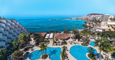 Lees alles over Hotel Arona Gran Hotel & Spa in de plaats Los Cristianos op Tenerife voor je vakantie in 2027