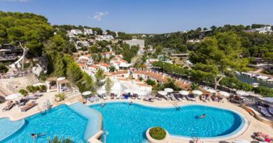 Lees alles over Hotel Artiem Audax  in de plaats Cala Galdana op Menorca voor je vakantie in 2025