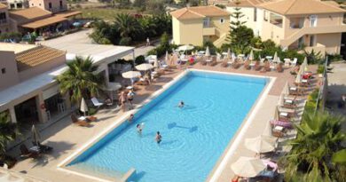 Lees alles over Hotel Astra Village  in de plaats Svoronata op Kefalonia voor je vakantie in 2025