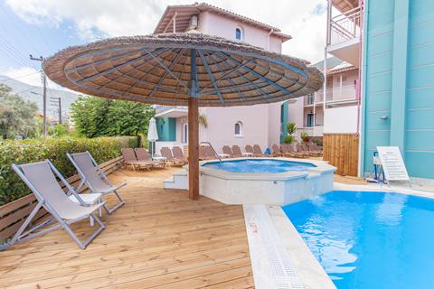 Lees alles over Hotel Bel Air Lefkada Island  in de plaats Perigiali op Lefkas voor je vakantie in 2025