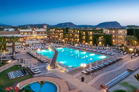 Lees alles over Hotel Bella Beach in de plaats Anissaras op Kreta voor je vakantie in 2027