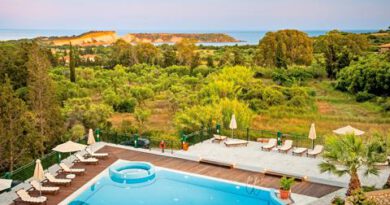 Lees alles over Hotel Belvedere  in de plaats Vassilikos op Zakynthos voor je vakantie in 2025