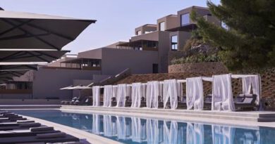 Lees alles over Hotel Celestial All Suites in de plaats Mousata op Kefalonia voor je vakantie in 2027