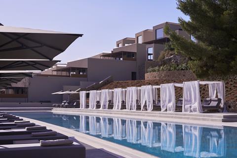 Lees alles over Hotel Celestial All Suites in de plaats Mousata op Kefalonia voor je vakantie in 2027