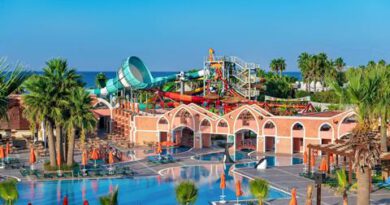 Lees alles over Hotel Club Mega Saray  in de plaats Belek op Turkse Rivièra voor je vakantie in 2025