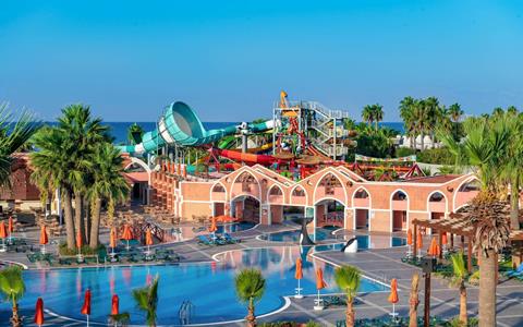 Lees alles over Hotel Club Mega Saray  in de plaats Belek op Turkse Rivièra voor je vakantie in 2025