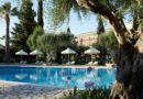 Lees alles over Hotel Delfinia in de plaats Moraitika op Corfu voor je vakantie in 2027