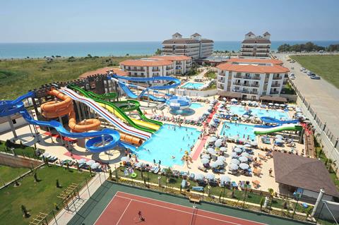 Lees alles over Hotel Eftalia Aqua Resort & Spa  in de plaats Alanya op Turkse Rivièra voor je vakantie in 2025