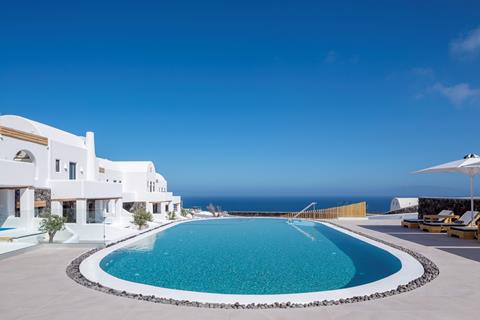 Lees alles over Hotel Elea Resort in de plaats Oia op Santorini voor je vakantie in 2027