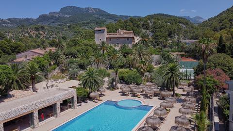 Lees alles over Hotel Es Port  in de plaats Puerto de Sóller op Mallorca voor je vakantie in 2025