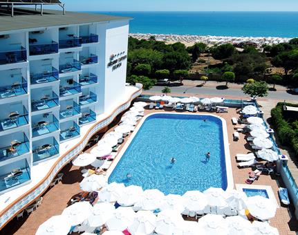 Lees alles over Hotel Grand Zaman Beach  in de plaats Alanya op Turkse Rivièra voor je vakantie in 2025