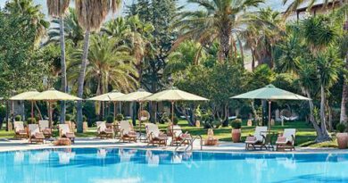 Lees alles over Hotel Grecotel Filoxenia in de plaats Kalamata op Peloponnesos voor je vakantie in 2027