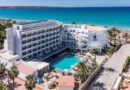 Lees alles over Hotel Grupotel Acapulco Playa in de plaats Playa de Palma op Mallorca voor je vakantie in 2027