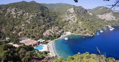 Lees alles over Hotel Hillside Beach Club  in de plaats Fethiye op Lycische Kust voor je vakantie in 2025