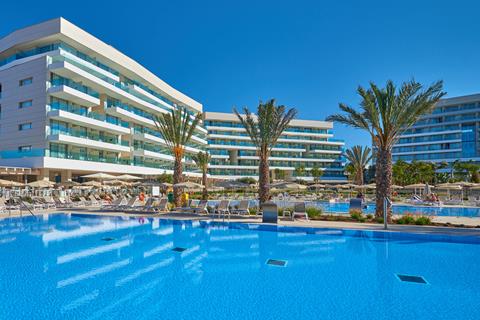 Lees alles over Hotel Hipotels Gran Playa De Palma in de plaats Playa de Palma op Mallorca voor je vakantie in 2027