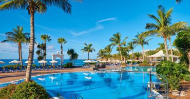Lees alles over Hotel Hipotels Natura Palace  in de plaats Playa Blanca op Lanzarote voor je vakantie in 2025
