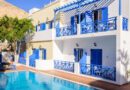 Lees alles over Hotel Karidis in de plaats Kamari op Santorini voor je vakantie in 2027