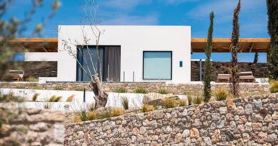 Lees alles over Hotel Koia All Suite Wellbeing Resort in de plaats Agios Fokas op Kos voor je vakantie in 2027