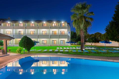 Lees alles over Hotel Matoula Beach in de plaats Trianta op Rhodos voor je vakantie in 2027