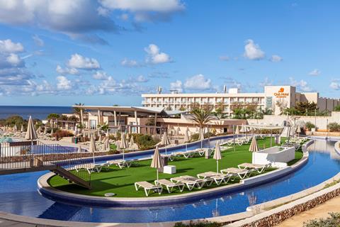 Lees alles over Hotel Minura Sur Menorca  in de plaats Punta Prima op Menorca voor je vakantie in 2025