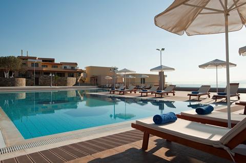 Lees alles over Hotel Miramare Resort & Spa  in de plaats Agios Nikolaos op Kreta voor je vakantie in 2025