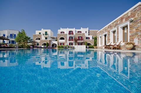 Lees alles over Hotel Naxos Resort  in de plaats Naxos stad op Naxos voor je vakantie in 2025