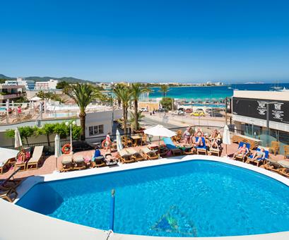 Lees alles over Hotel Osiris  in de plaats San Antonio op Ibiza voor je vakantie in 2025