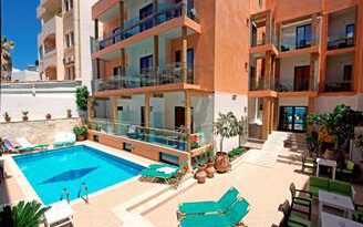 Lees alles over Hotel Palmera Beach  in de plaats Chersonissos op Kreta voor je vakantie in 2025