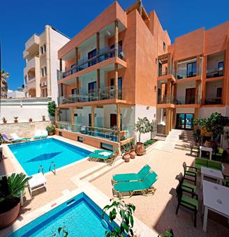 Lees alles over Hotel Palmera Beach  in de plaats Chersonissos op Kreta voor je vakantie in 2025