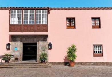 Lees alles over Hotel Parador de La Palma in de plaats Brena Baja op La Palma voor je vakantie in 2027