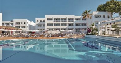 Lees alles over Hotel Prinsotel Alba in de plaats Cala d'Or op Mallorca voor je vakantie in 2027