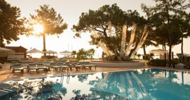 Lees alles over Hotel ROBINSON Camyuva  in de plaats Kemer op Turkse Rivièra voor je vakantie in 2025