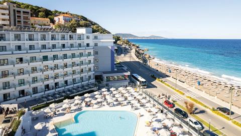Lees alles over Hotel Rhodos Horizon Resort  in de plaats Rhodos stad op Rhodos voor je vakantie in 2025