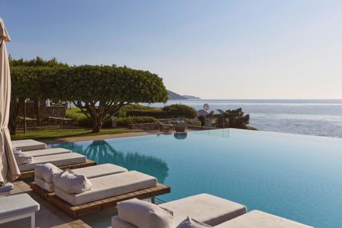 Lees alles over Hotel Saint Nicolas Bay in de plaats Agios Nikolaos op Kreta voor je vakantie in 2027