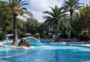 Lees alles over Hotel Spa Sagitario Playa in de plaats Cala Blanca op Menorca voor je vakantie in 2027