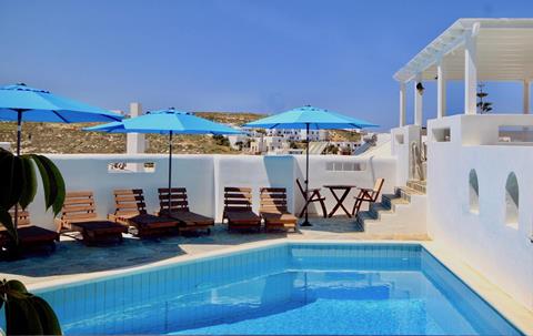 Lees alles over Hotel Sunrise in de plaats Naoussa op Paros voor je vakantie in 2027