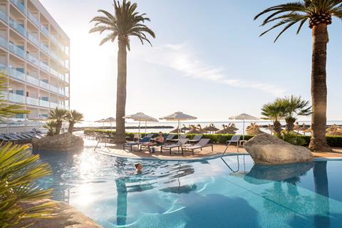 Lees alles over Hotel TUI BLUE Levante  in de plaats Cala Bona op Mallorca voor je vakantie in 2025