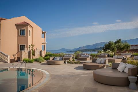 Lees alles over Hotel Thalassa Boutique  in de plaats Lassi op Kefalonia voor je vakantie in 2025
