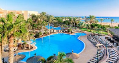 Lees alles over Hotel Barceló Fuerteventura Mar in de plaats Caleta de Fuste op Fuerteventura voor je vakantie in 2027