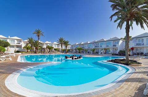 Lees alles over Hotel H10 Ocean Suites  in de plaats Corralejo op Fuerteventura voor je vakantie in 2025