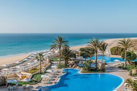 Lees alles over Hotel Iberostar Waves Playa Gaviotas  in de plaats Jandia Playa op Fuerteventura voor je vakantie in 2025