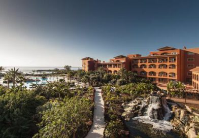 Lees alles over Hotel Sheraton Fuerteventura Beach Golf & Spa Resort in de plaats Caleta de Fuste op Fuerteventura voor je vakantie in 2027